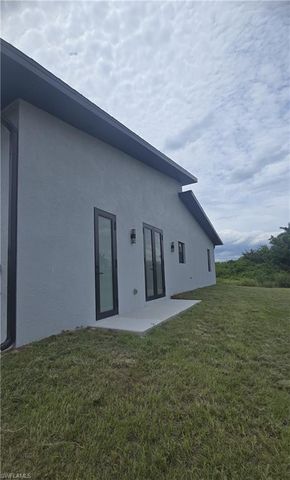 515 CROYDON AVE S, Lehigh Acres, FL 33974