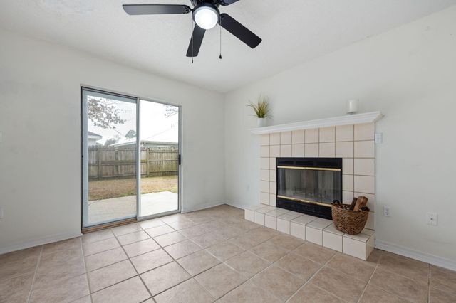 1864 Whispering Oaks Lane, Fort Walton Beach, FL 32547