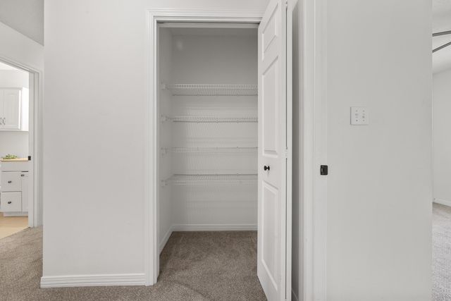 1864 Whispering Oaks Lane, Fort Walton Beach, FL 32547