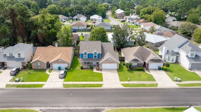 1864 Whispering Oaks Lane, Fort Walton Beach, FL 32547