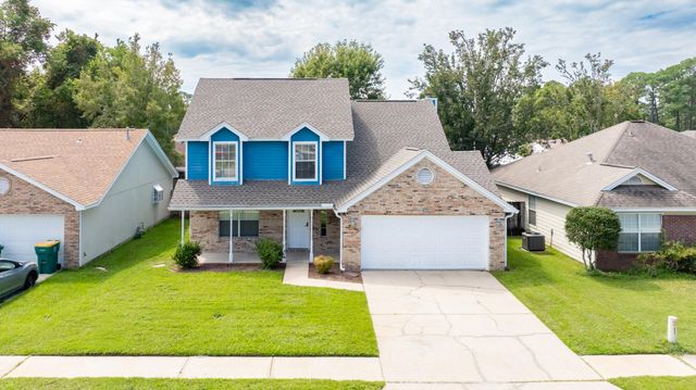1864 Whispering Oaks Lane, Fort Walton Beach, FL 32547