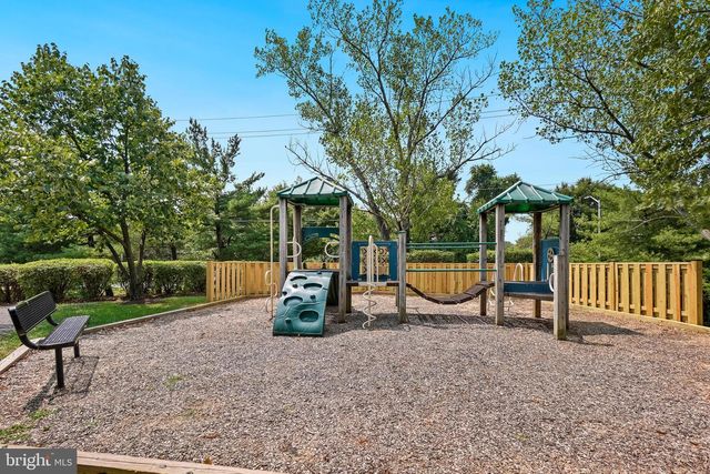 12372 HERRINGTON MANOR DR, Silver Spring, MD 20904
