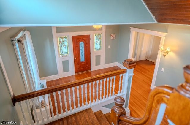 95 Beech St, East Orange City, NJ 07018