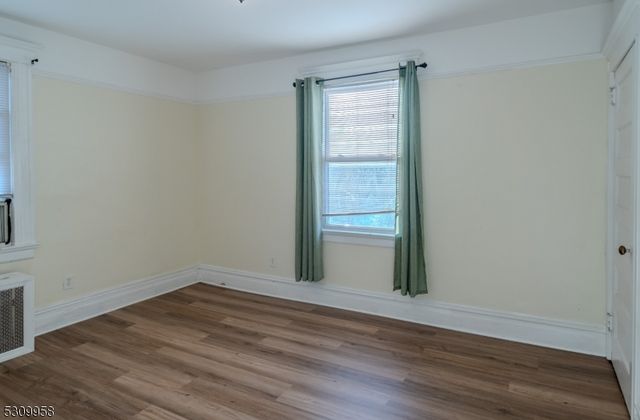 95 Beech St, East Orange City, NJ 07018