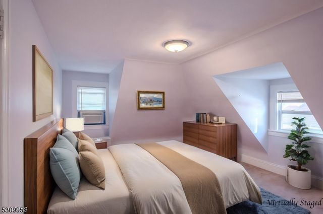 95 Beech St, East Orange City, NJ 07018