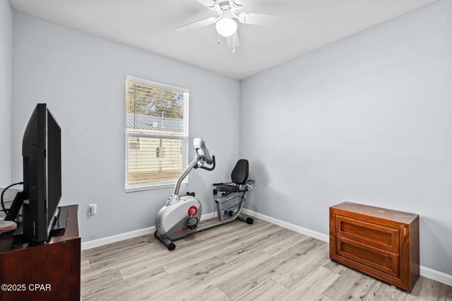 3111 E 2nd Plaza, Panama City, FL 32401