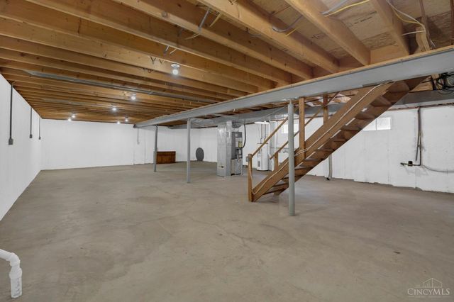 125 Ewing Drive, Fairfield, OH 45014