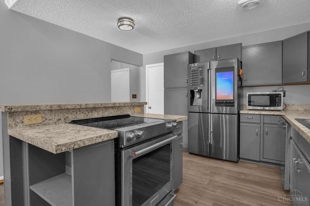 125 Ewing Drive, Fairfield, OH 45014