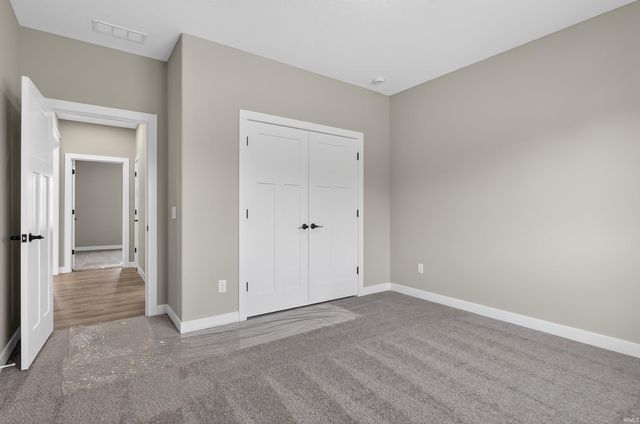 17749 Castlefeane Cove, Leo, IN 46765