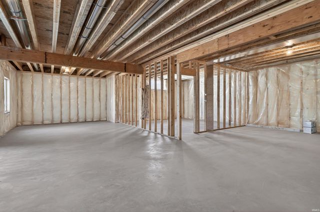 17749 Castlefeane Cove, Leo, IN 46765