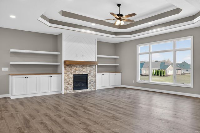 17749 Castlefeane Cove, Leo, IN 46765