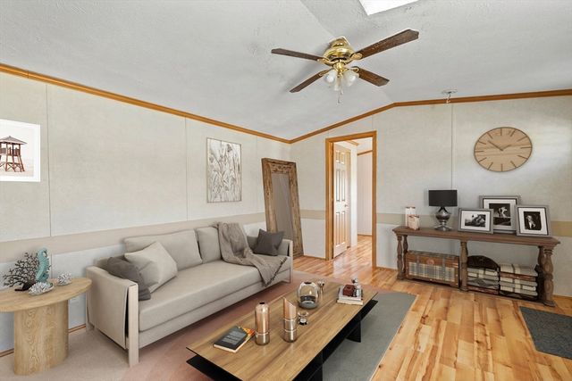 45 Kins Court, Wareham, MA 02558