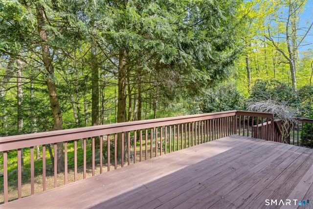33 Butternut Lane, Stamford, CT 06903