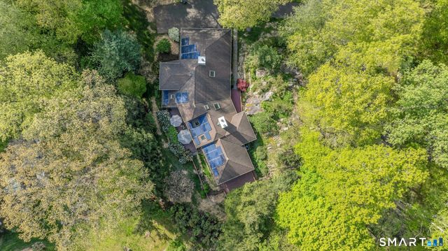 33 Butternut Lane, Stamford, CT 06903