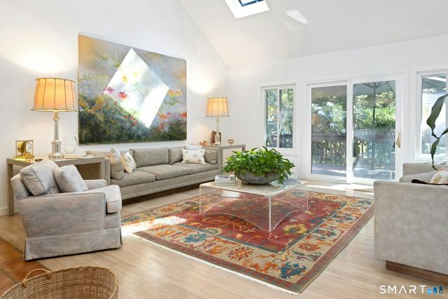 33 Butternut Lane, Stamford, CT 06903