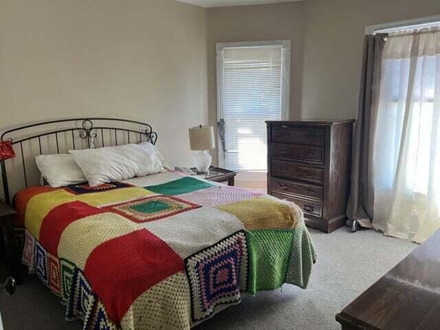 2210 N 34th STREET, Milwaukee, WI 53208