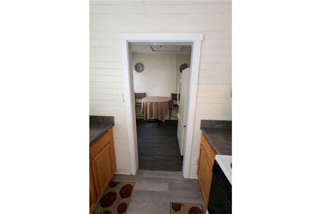 928 W Victory Drive, Savannah, GA 31415