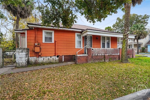 928 W Victory Drive, Savannah, GA 31415