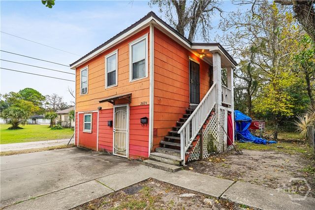 928 W Victory Drive, Savannah, GA 31415