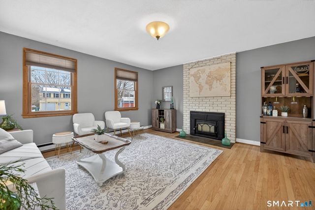 15 Blue Spruce Street, Middletown, CT 06457