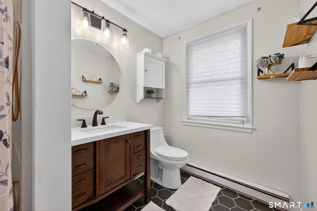 15 Blue Spruce Street, Middletown, CT 06457