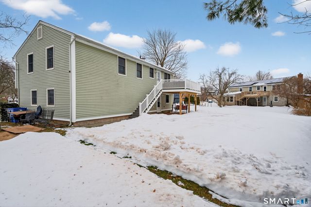 15 Blue Spruce Street, Middletown, CT 06457