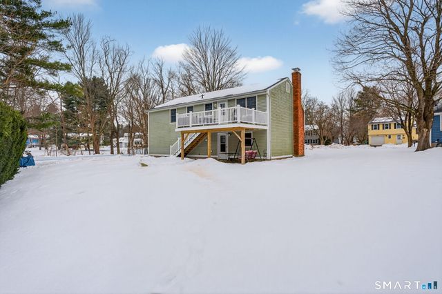 15 Blue Spruce Street, Middletown, CT 06457