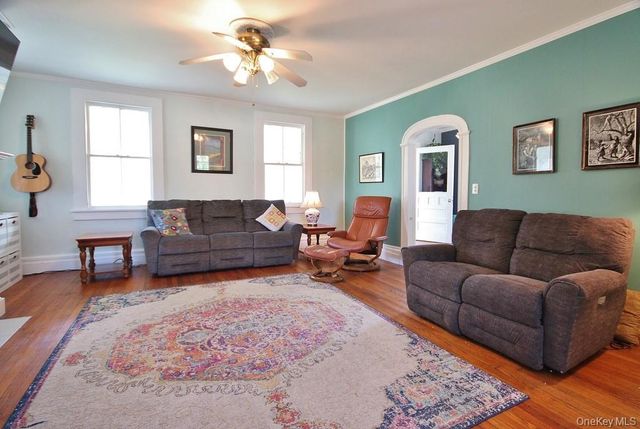 32 Old Glenham Road, Beacon, NY 12508