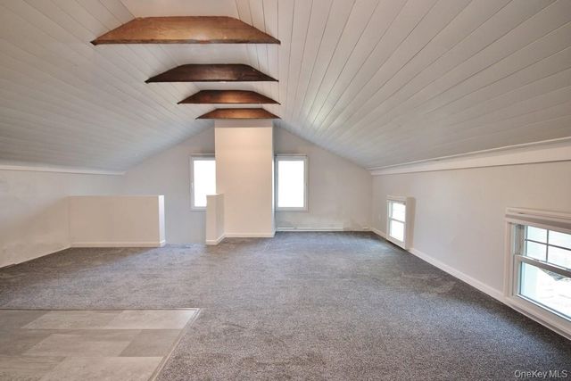 32 Old Glenham Road, Beacon, NY 12508