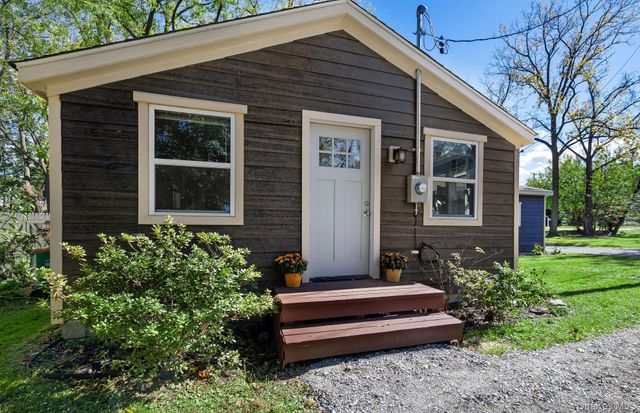 32 Old Glenham Road, Beacon, NY 12508