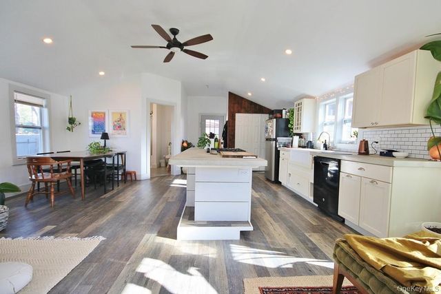 32 Old Glenham Road, Beacon, NY 12508