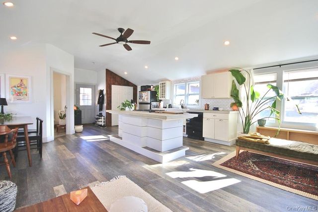 32 Old Glenham Road, Beacon, NY 12508