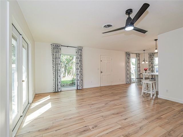 1206 21st Court, Vero Beach, FL 32960