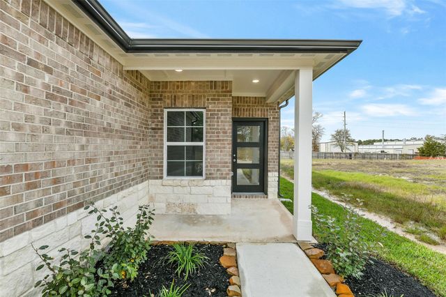 245 Harlingen Drive, Magnolia, TX 77354