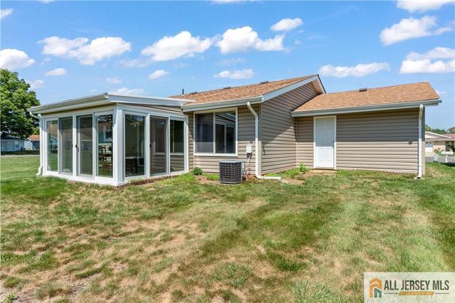 215 Branch Road A, Monroe, NJ 08831