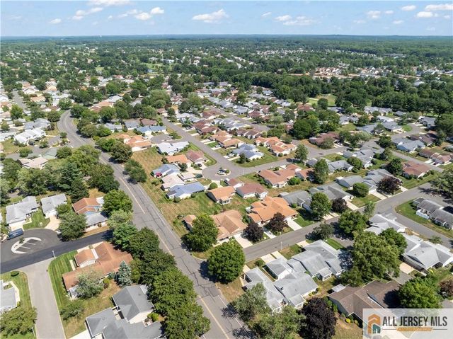 215 Branch Road A, Monroe, NJ 08831