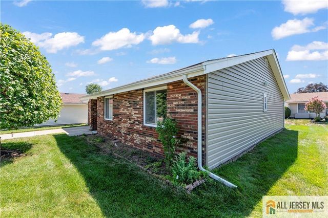 215 Branch Road A, Monroe, NJ 08831