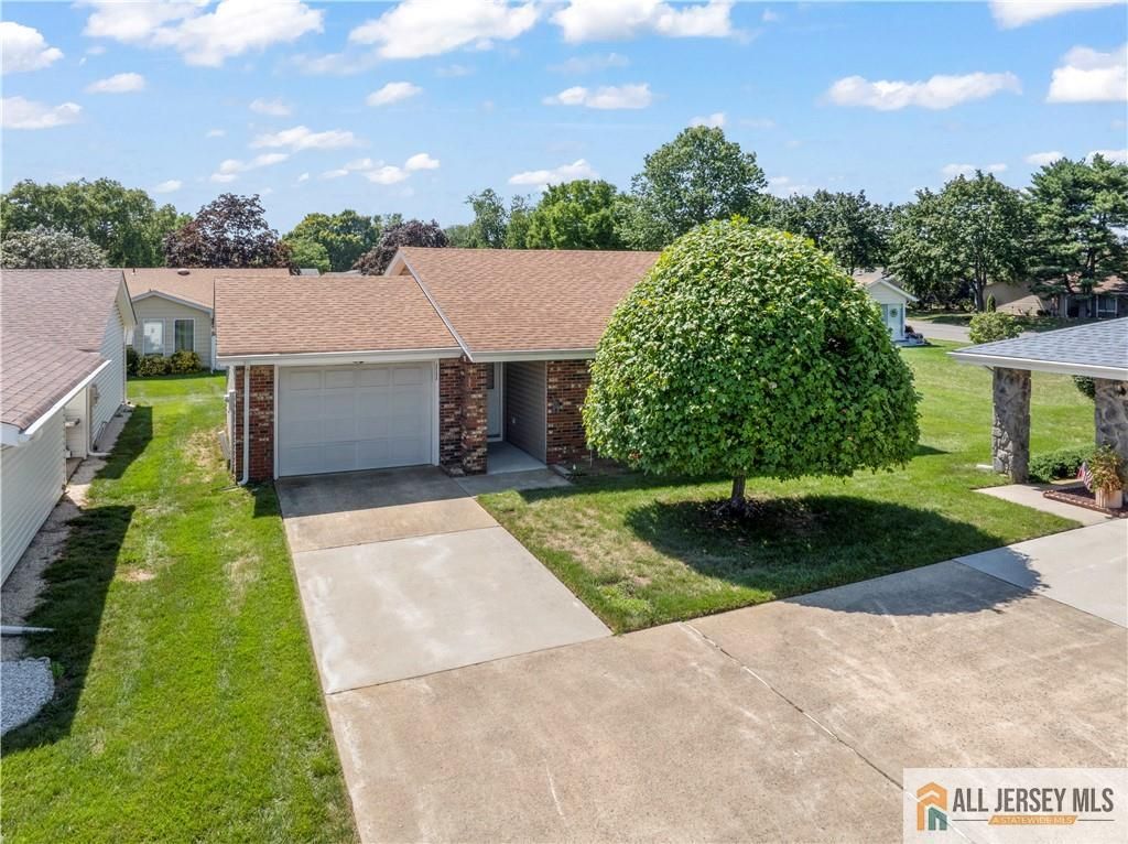 215 Branch Road A, Monroe, NJ 08831