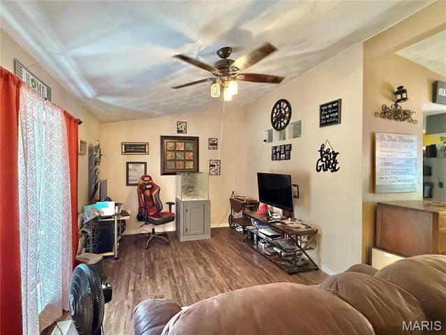 5823 Mayberry Drive, Imperial, MO 63052