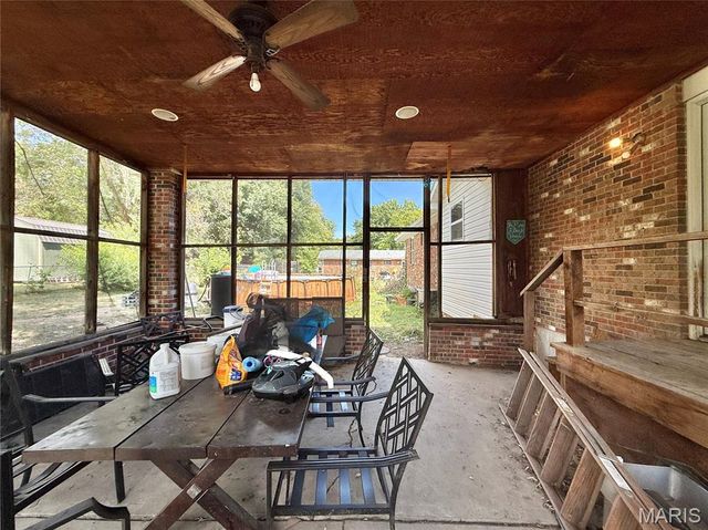 5823 Mayberry Drive, Imperial, MO 63052