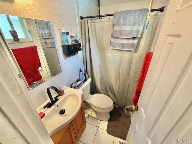 5823 Mayberry Drive, Imperial, MO 63052