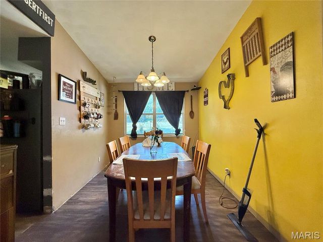 5823 Mayberry Drive, Imperial, MO 63052