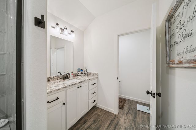 10723 S 280th East Avenue, Coweta, OK 74429