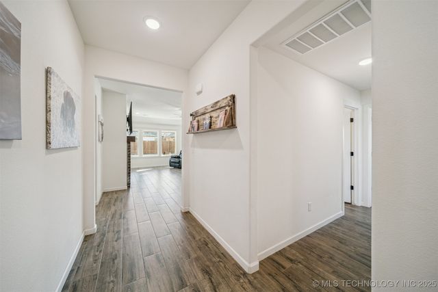 10723 S 280th East Avenue, Coweta, OK 74429