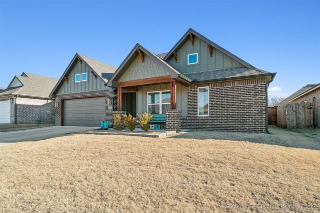 10723 S 280th East Avenue, Coweta, OK 74429