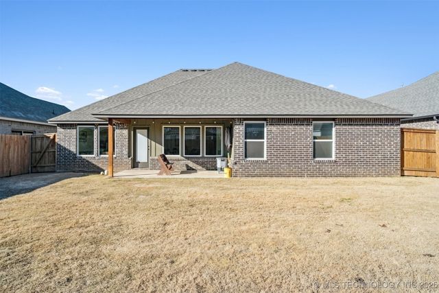 10723 S 280th East Avenue, Coweta, OK 74429