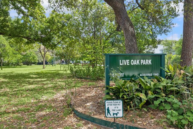 2036 Brentwood Drive, Houston, TX 77019