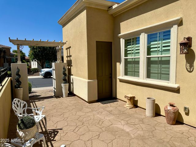 562 E VESPER Trail, Queen Creek, AZ 85140