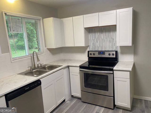 2764 Riggs Drive, East Point, GA 30344