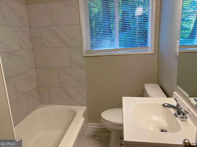 2764 Riggs Drive, East Point, GA 30344